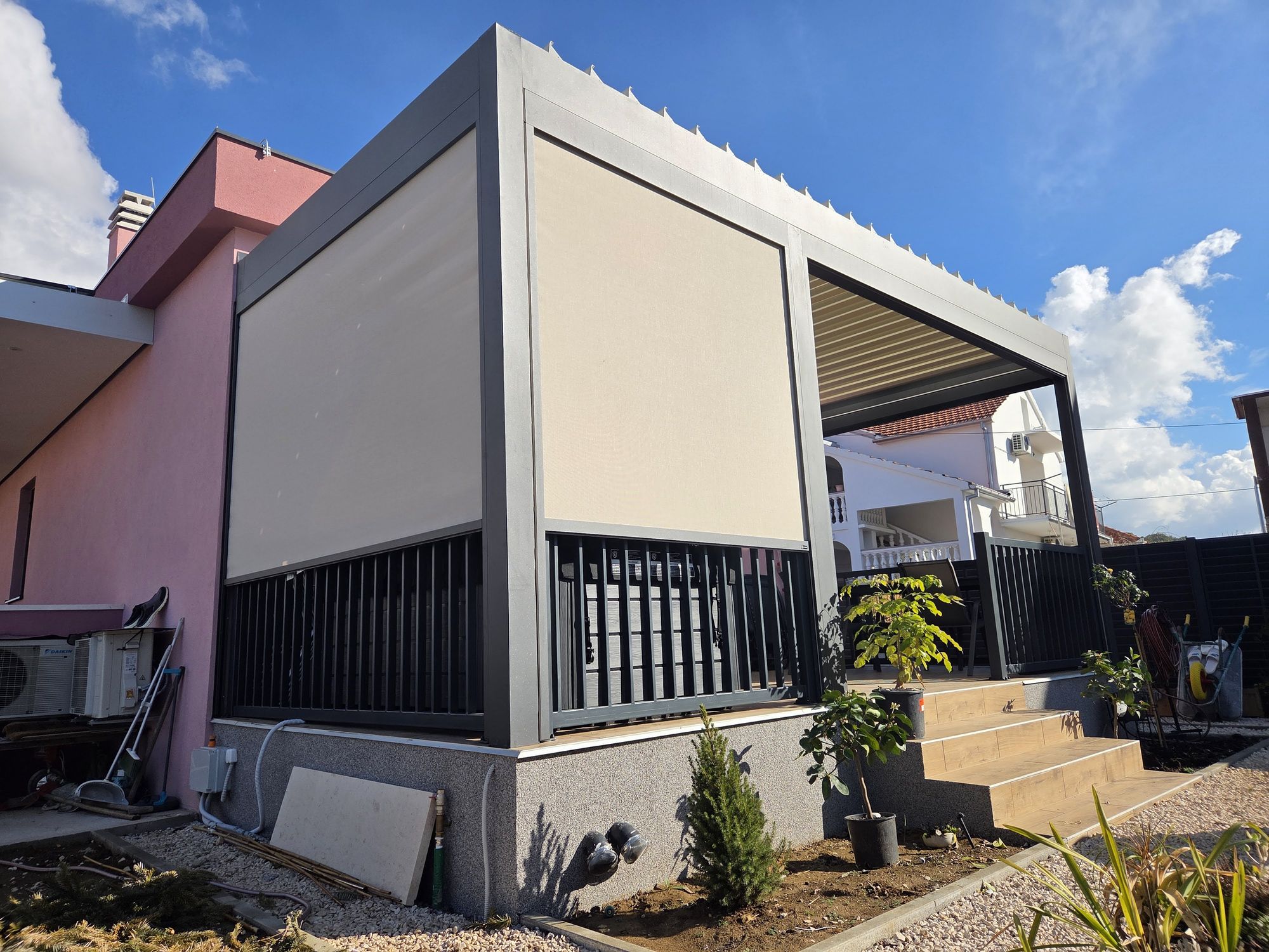 Bioklimatska pergola — Pergola Lux